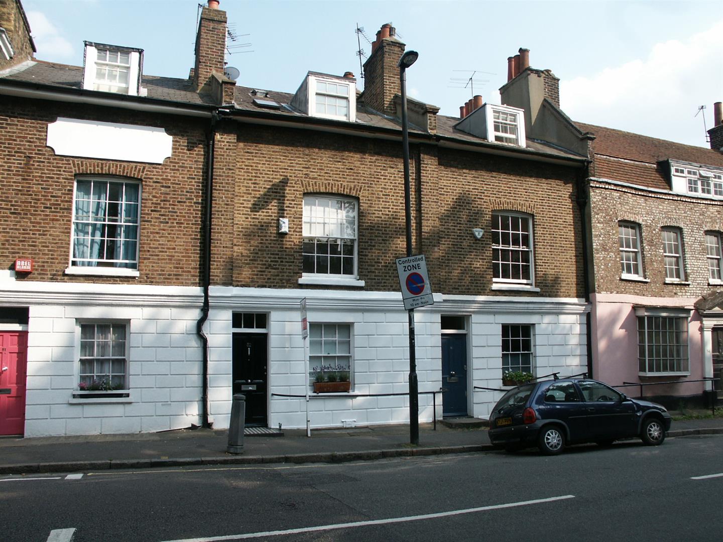 Hampstead Lane, London Day Morris